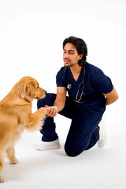 VetCore™ Men’s Vet Med Scrub Top