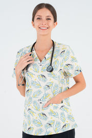 Wattlebirds Women’s 3-Pocket Scrub Top