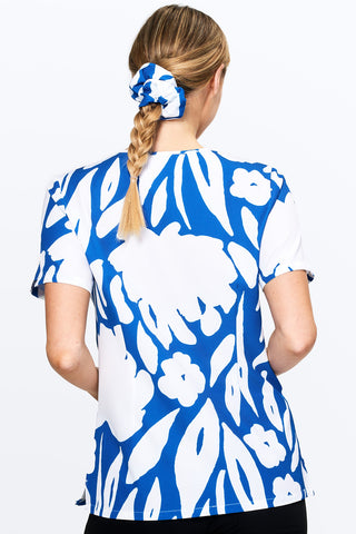 Blue-tiful Blooms Women’s 3-Pocket Scrub Top